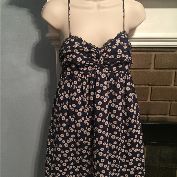Forever 21 Dresses & Skirts - 🌸2/20 3/25 5/32🌸Forever 21 floral sun dress